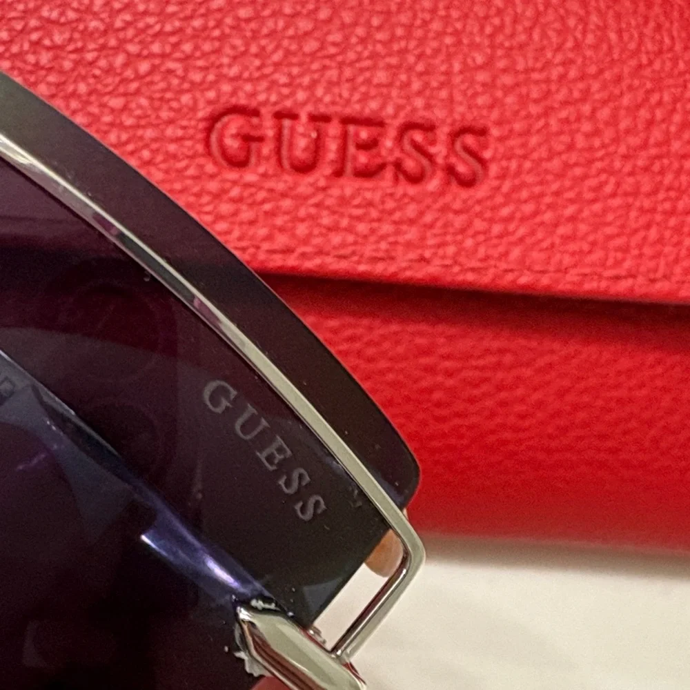 GUESS Women's Black and Silver Sunglasses with Red Case - Picture 7 of 9